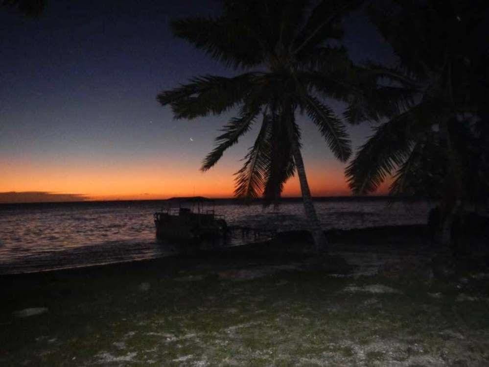 Reef Motel - Aitutaki Arutanga Bagian luar foto